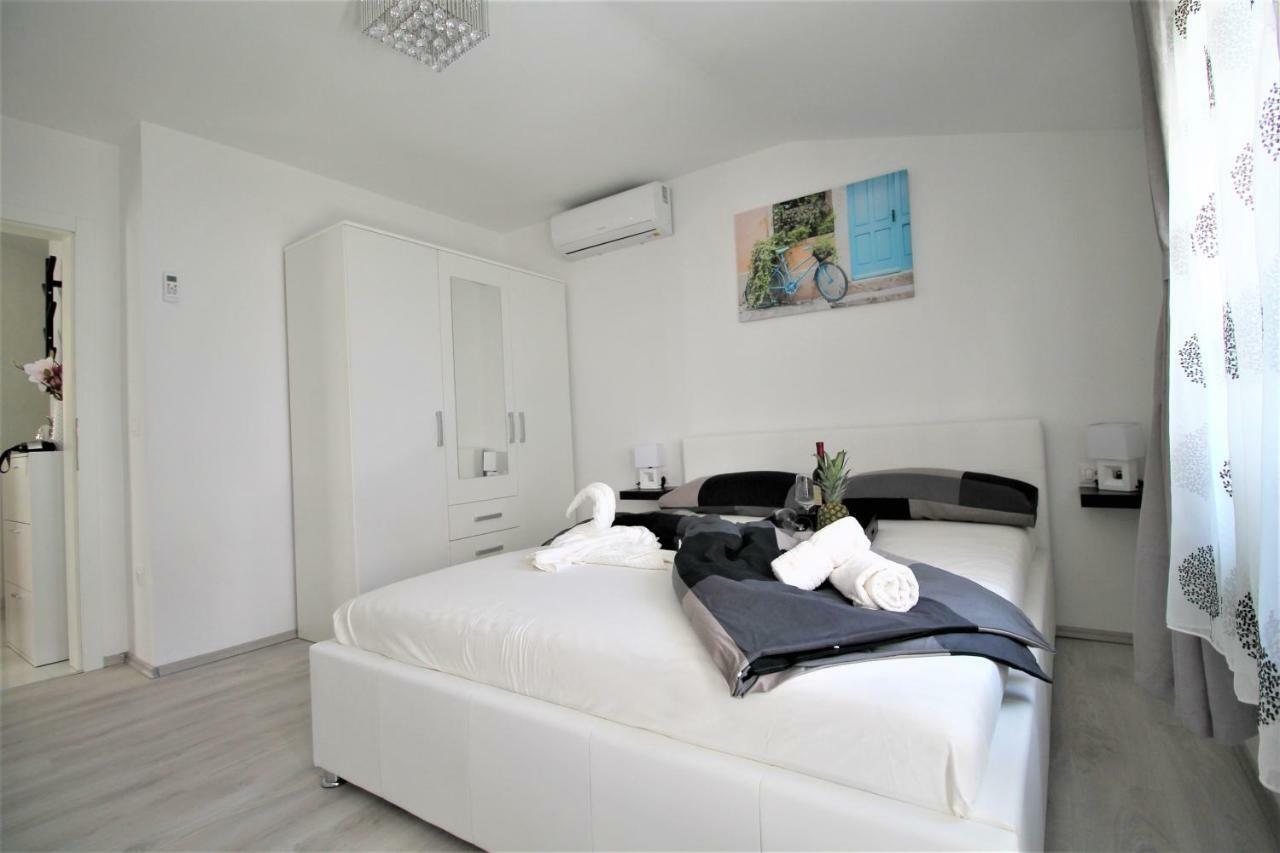 Arbel Apartments Poreč Exterior foto